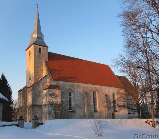 Kaarma church side