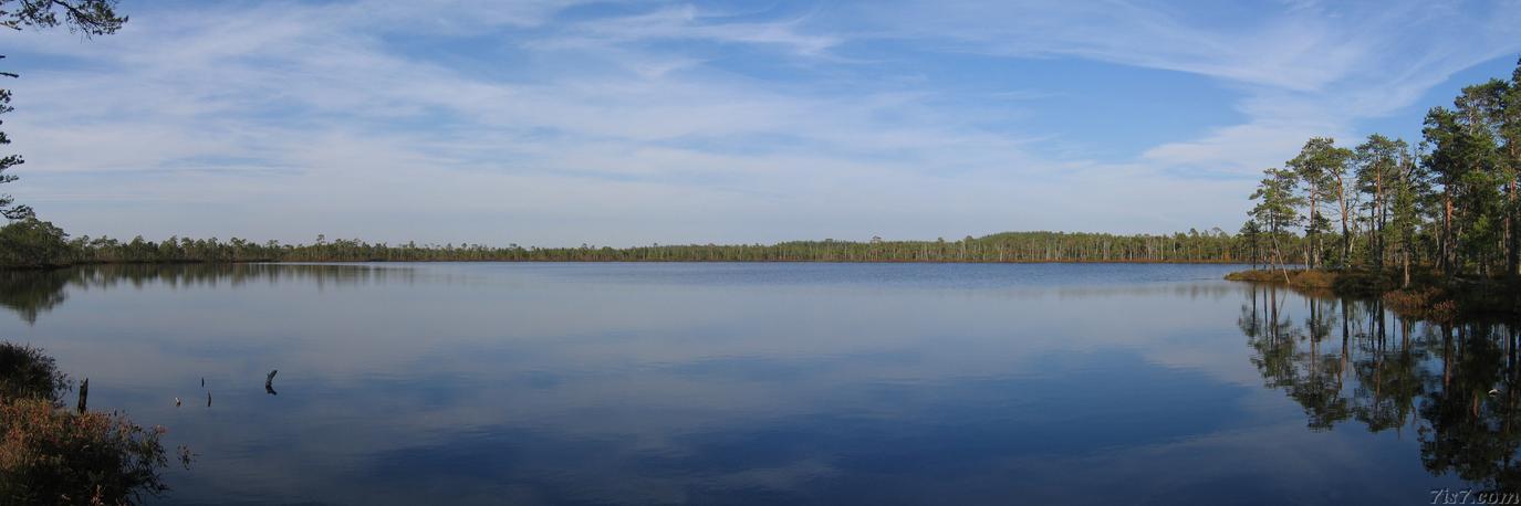 Suur Suujärv lake in Meenikunno