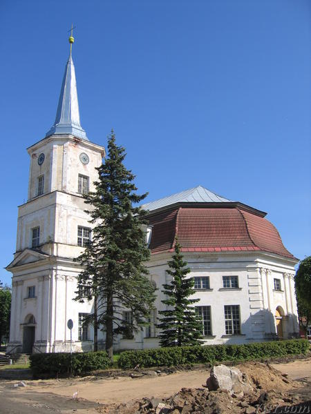 Valga church outside