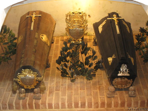 Barclay de Tolly coffins