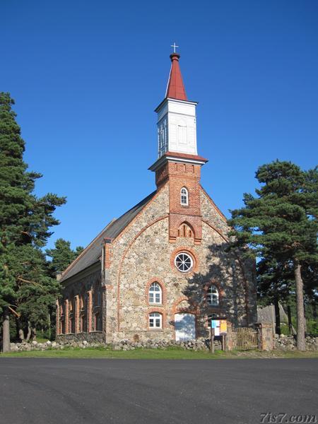 Häädemeeste church