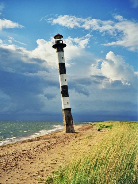 Kiipsaare lighthouse on the beach in 1997, Photo