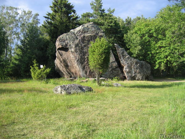 Jaani-Tooma boulder