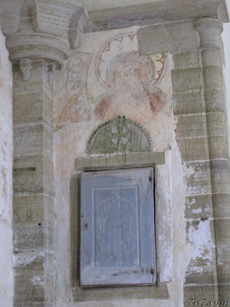 Mural and door in Liiva church