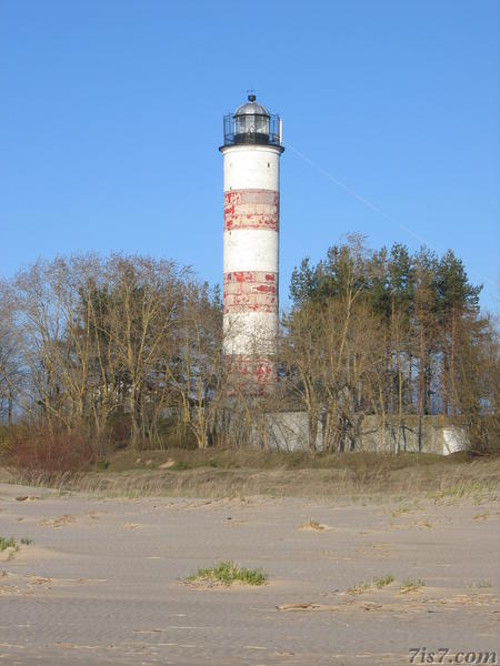 Narva-Jõesuu lighthouse