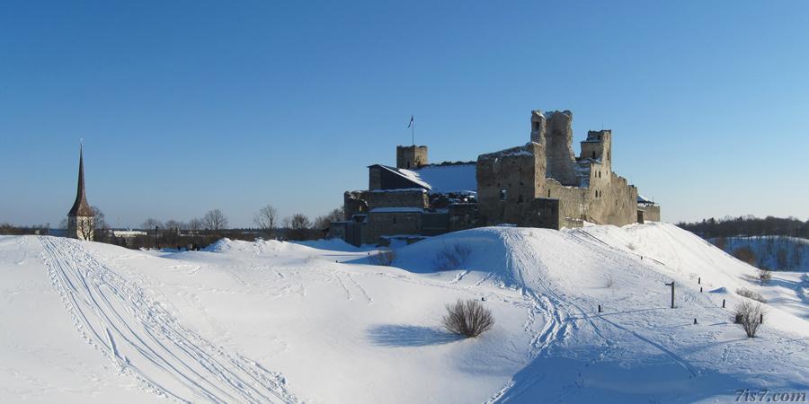 Rakvere castle ruins winter panorama