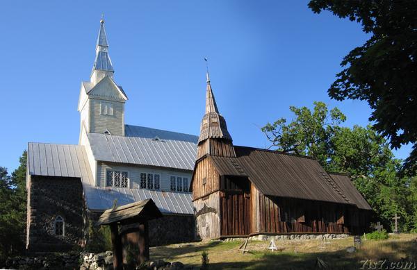 Old and new Ruhnu churches