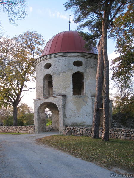 Sutlema gate tower