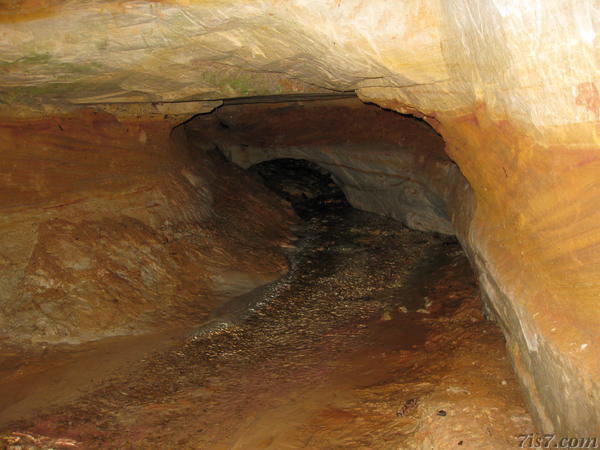 Emalätte koobas - Mother Spring Cave