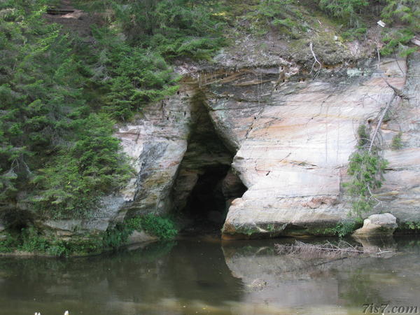 Neitsi koobas - Virgin's Cave