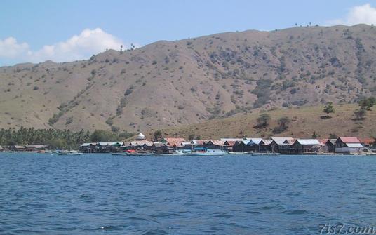 Kampung Komodo village